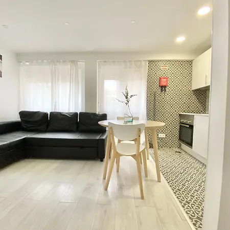 Saudade- Zona Central- Ar Condicionado-perto Praias Апартаменты Сетубал